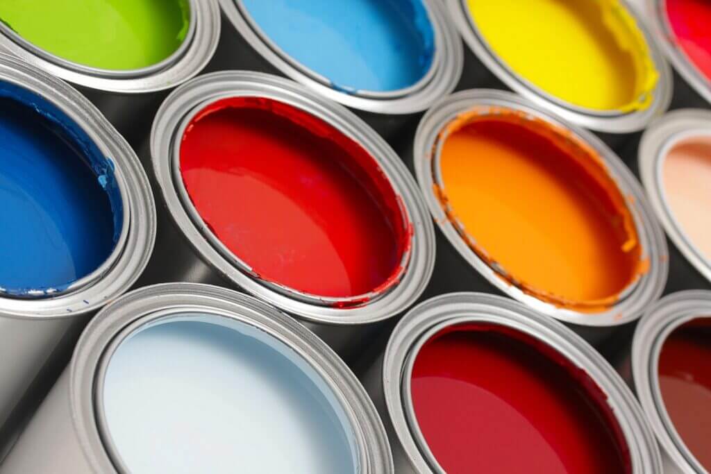 Markt- und Differenzierungsanalyse für Hersteller von Lacke und Farben mit CEDURA Market Intelligence